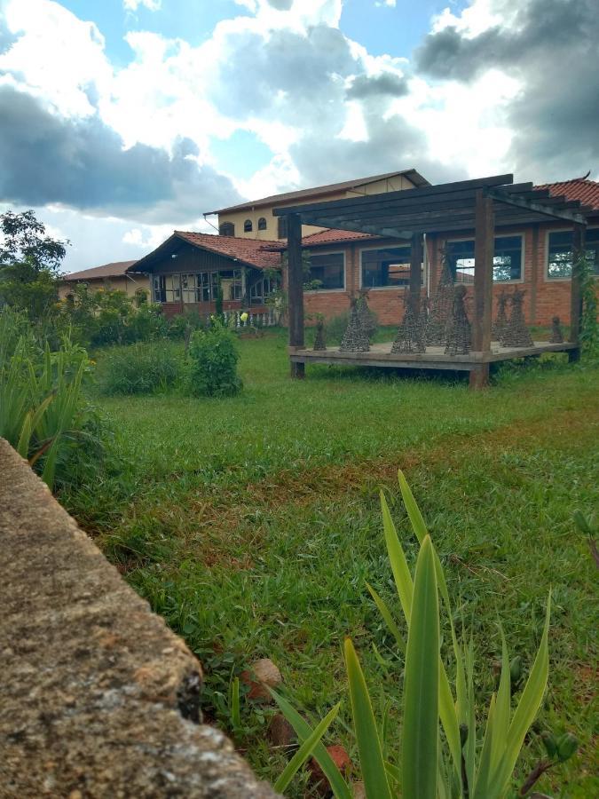 Pousada Vivenda Leticia Prados Exterior foto